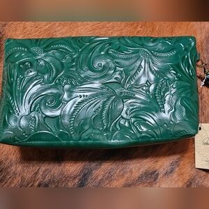 Wristlet
